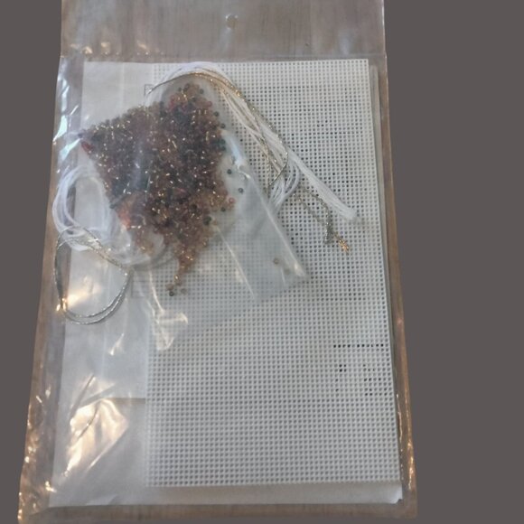 June Grigg Designs Snowflake Ornaments Kit - Picture 2 of 5